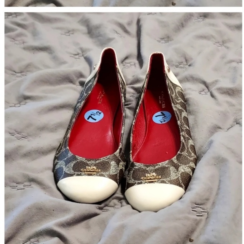 Coach Chelsea Signature Logo Leather Ballet Flats Brown white 7.5 NWOB - Picture 2 of 9